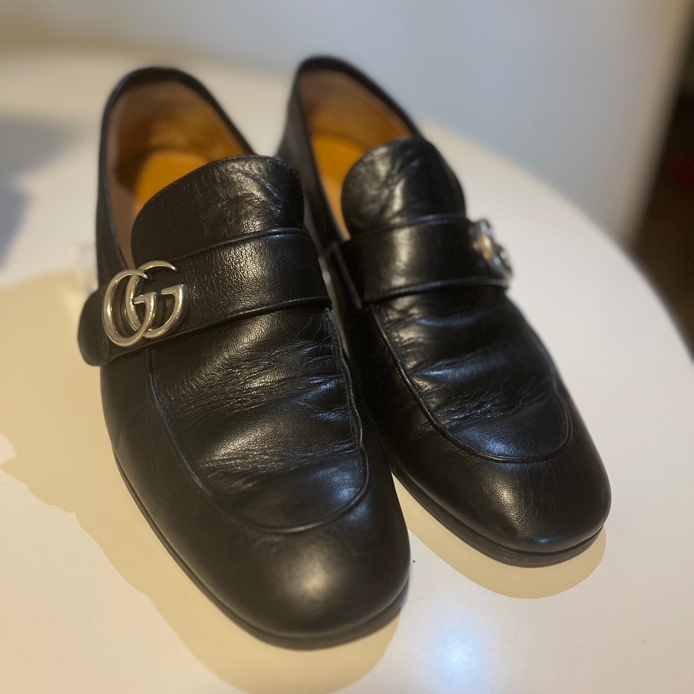 Gucci Donnie Double G men’s black leather loafers